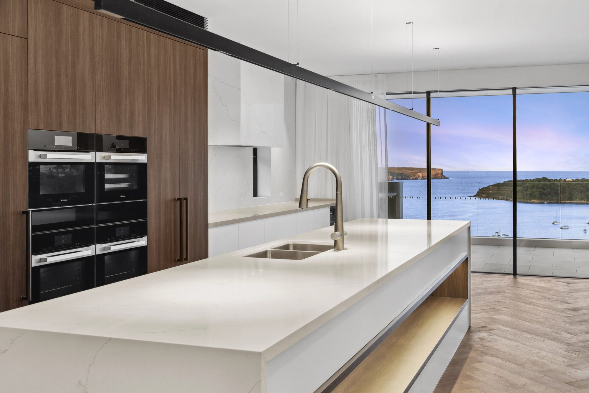 Custom residential build handover clean by Builders Clean, Moruben Road